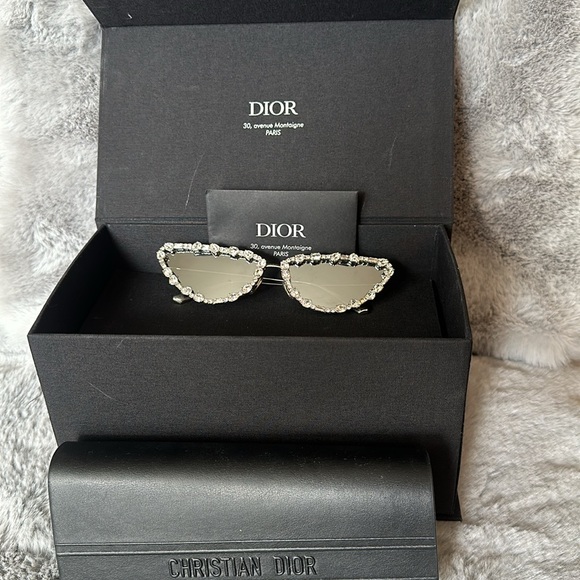 Christian Dior Sunglasses “MissDior” Swarovski crystals - Picture 3 of 3